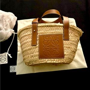 BNWT Loewe small raffia basket bag
